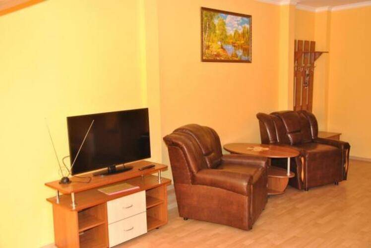 Hotel-Hall (Отель-Холл)