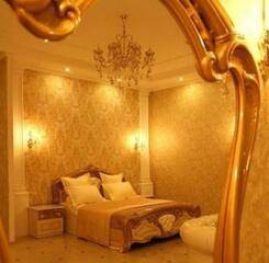 $item['hotel']['name']