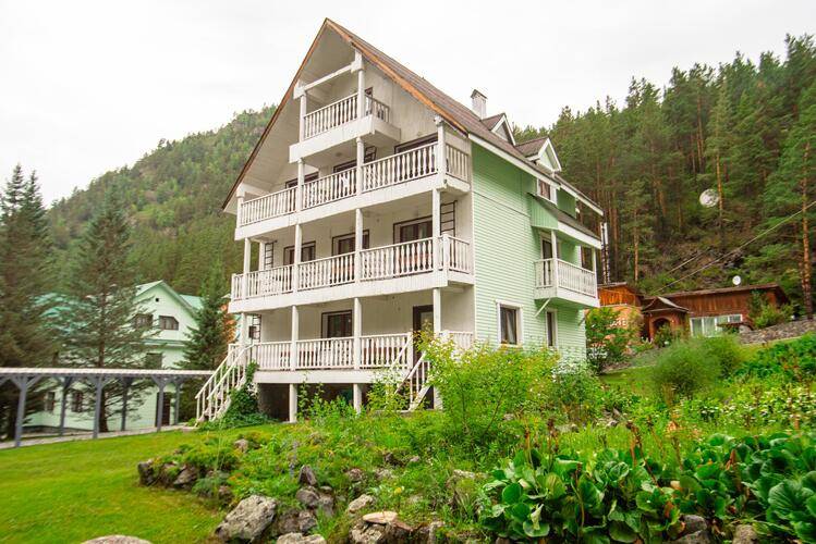 Aреда 1 – Mountain Hotel