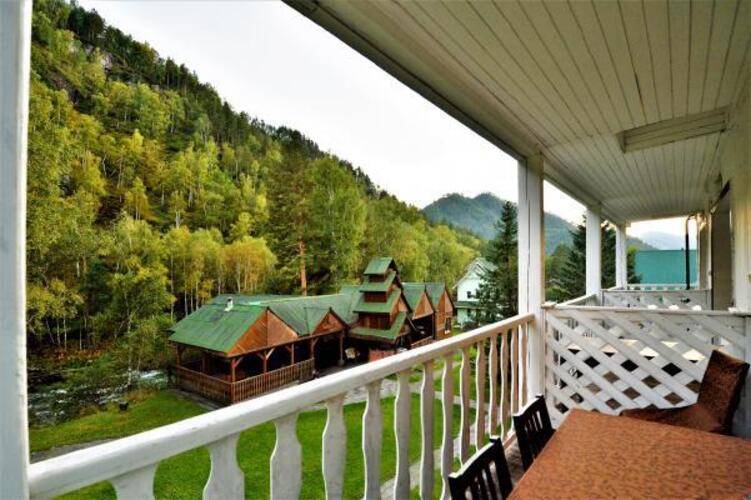 Aреда 1 – Mountain Hotel