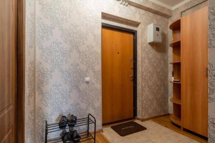 Пять звезд на Дружбы Народов 28Б