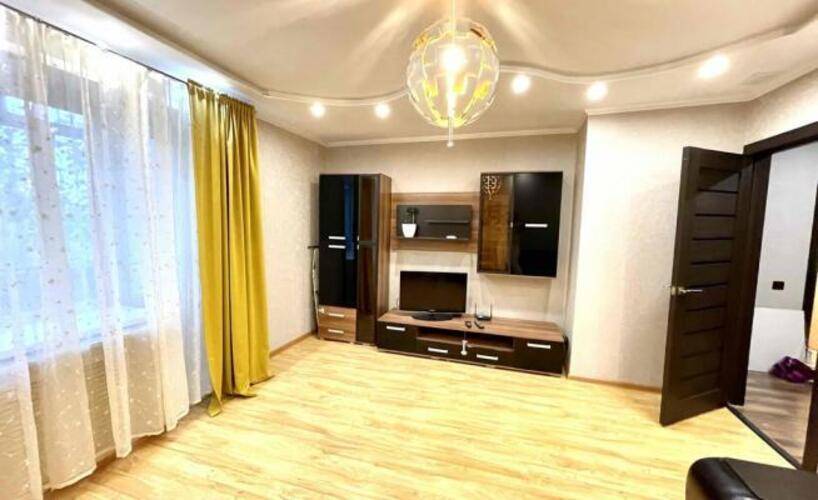 Мирный дом на улице Тихонова 8