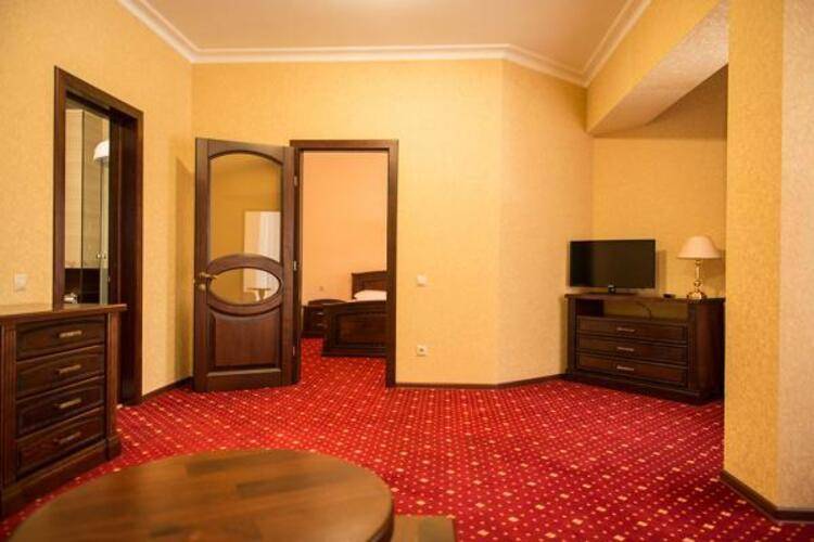 Кристалл 139