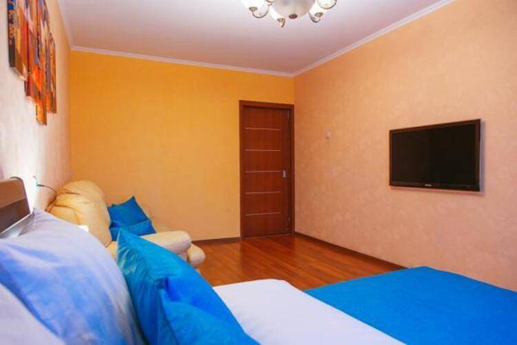 Пять звезд в микрорайоне Дружба 2/3