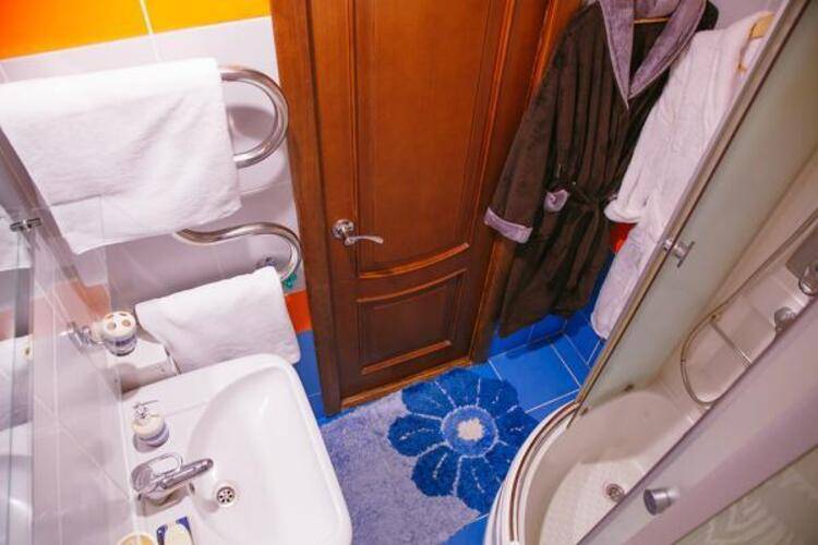 Пять звезд в микрорайоне Дружба 2/3