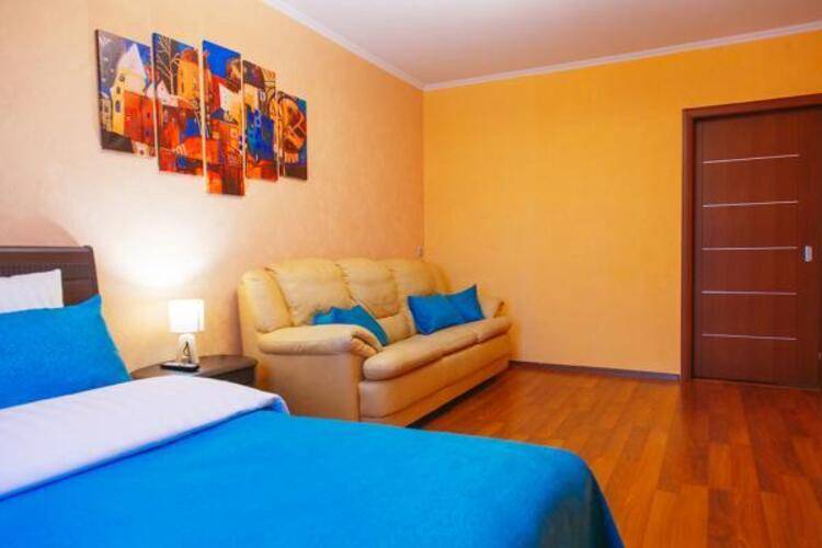 Пять звезд в микрорайоне Дружба 2/3