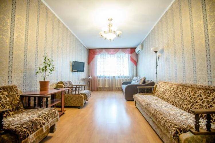 Саквояж на Советской