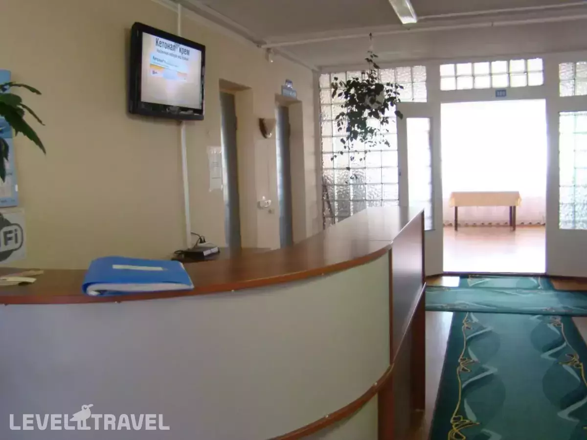 Отель София