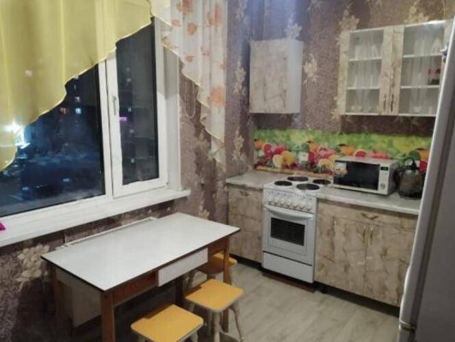 Живи тут на проспекте Губкина 21Б