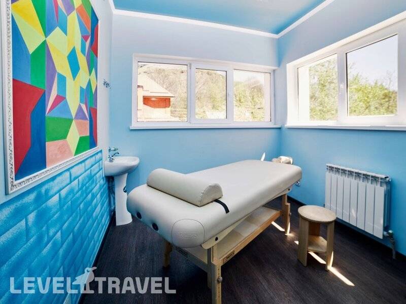 Фотография Нарзан Вест