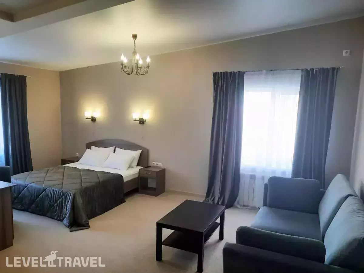 Отель Золотой Шар