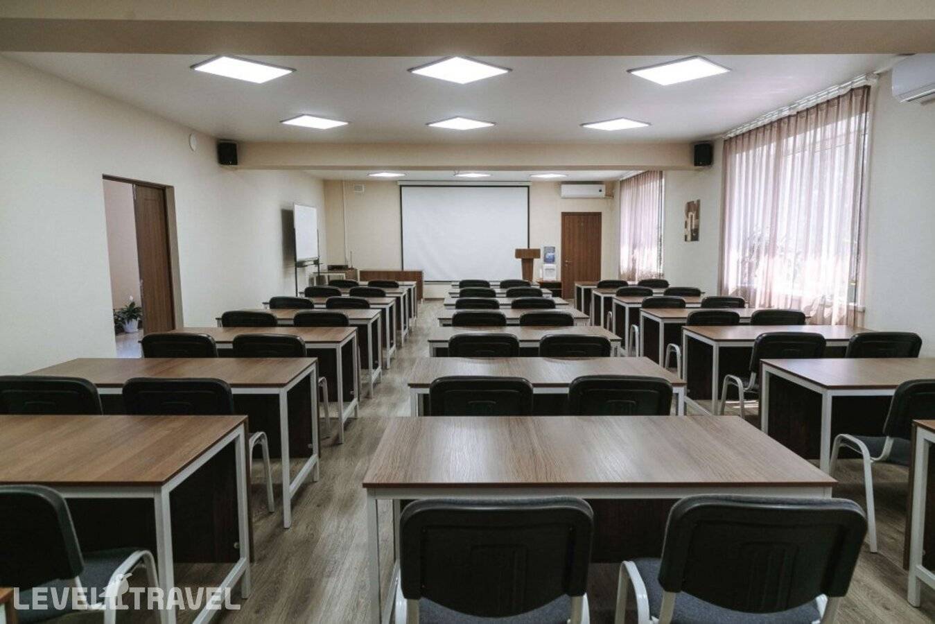 Изображение отеля 12