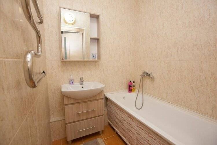 Апартаменты Easyrent (Изирент) Кудашева 108