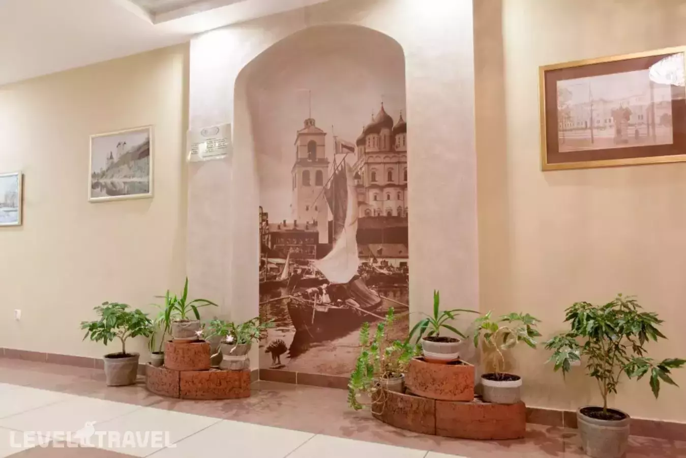 Отель Транзит