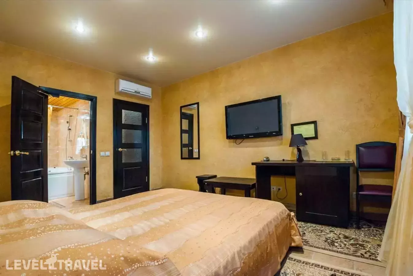 Отель Спутник