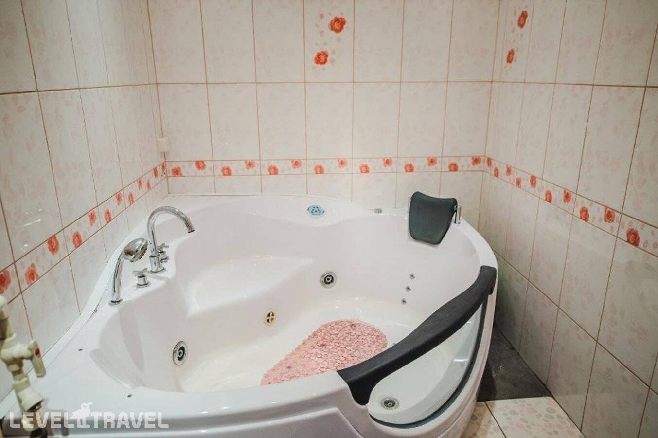 Изображение отеля 8