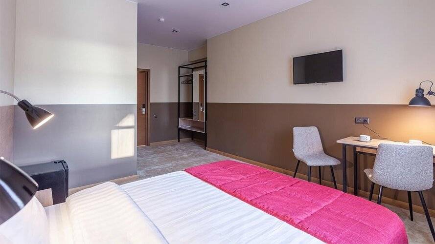 Smart Hotel Neo (Смарт Нео)