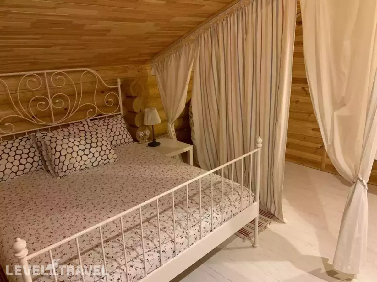 Дом С Бассейном