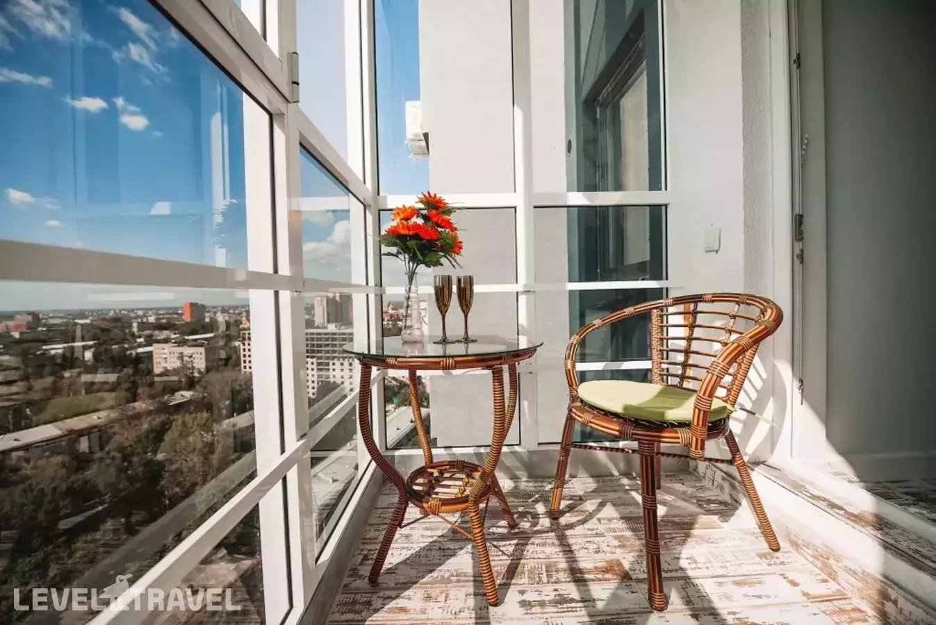 Апартаменты С Панорамным Видом На Островского 16