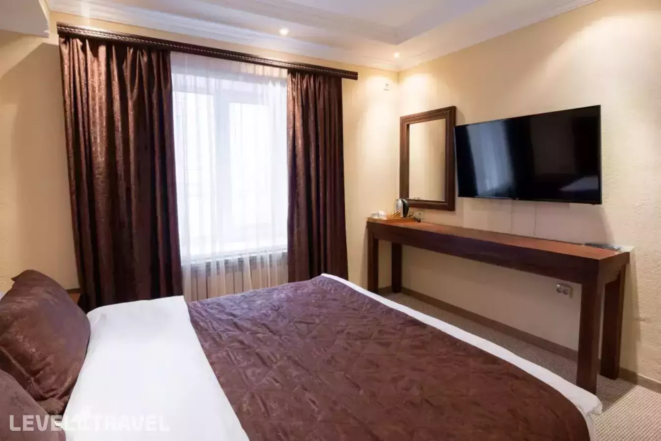 Отель Фараон