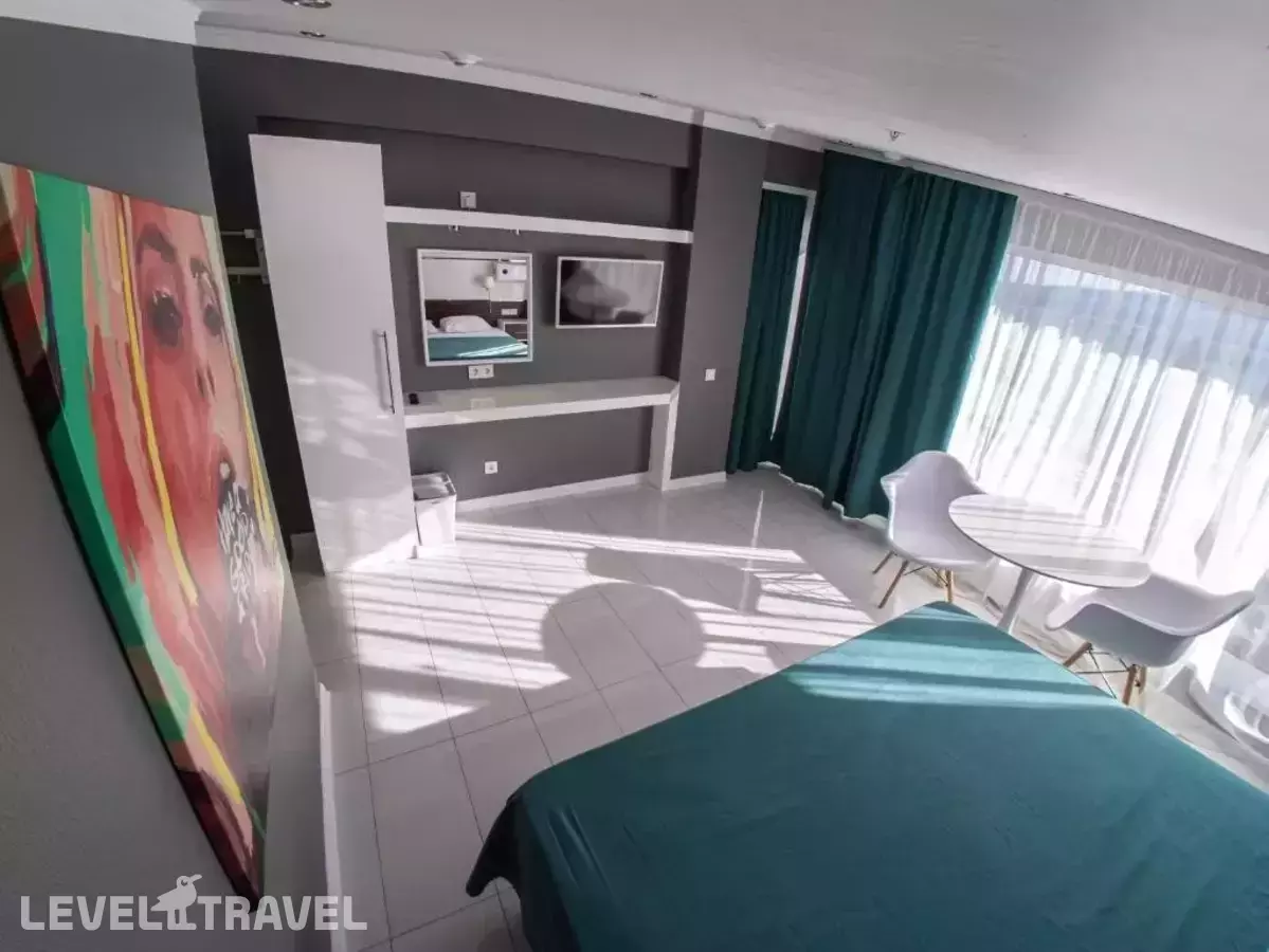 Жара Beach Resort (Бич Резорт)