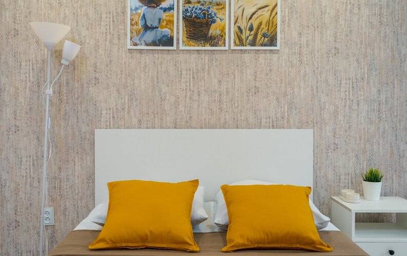 Good night (Гуд найт) на улице Федора Лыткина