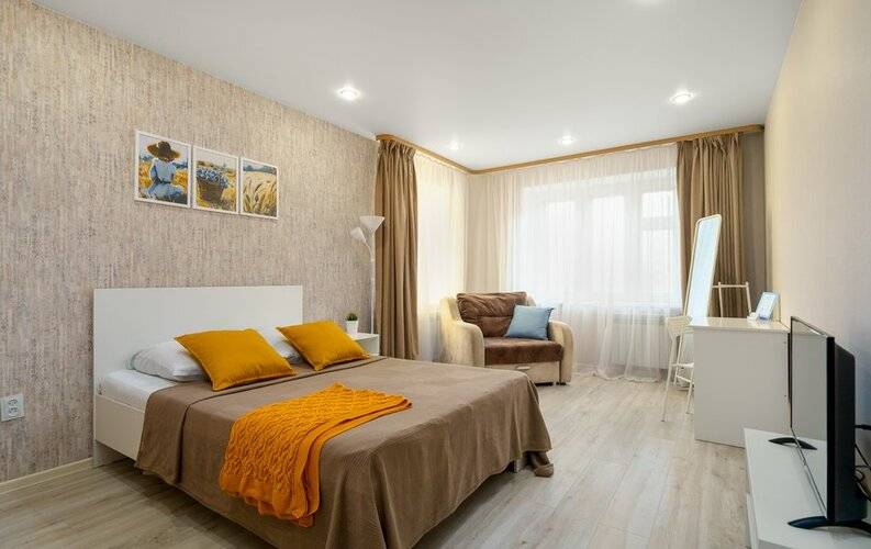 Good night (Гуд найт) на улице Федора Лыткина