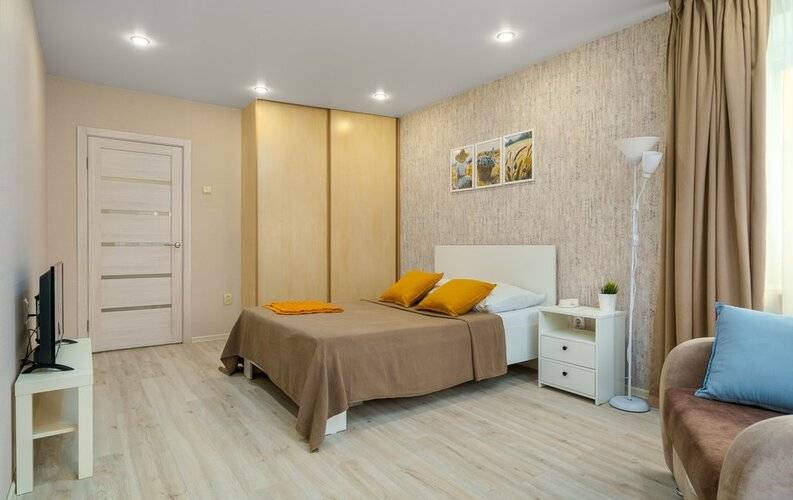 Good night (Гуд найт) на улице Федора Лыткина