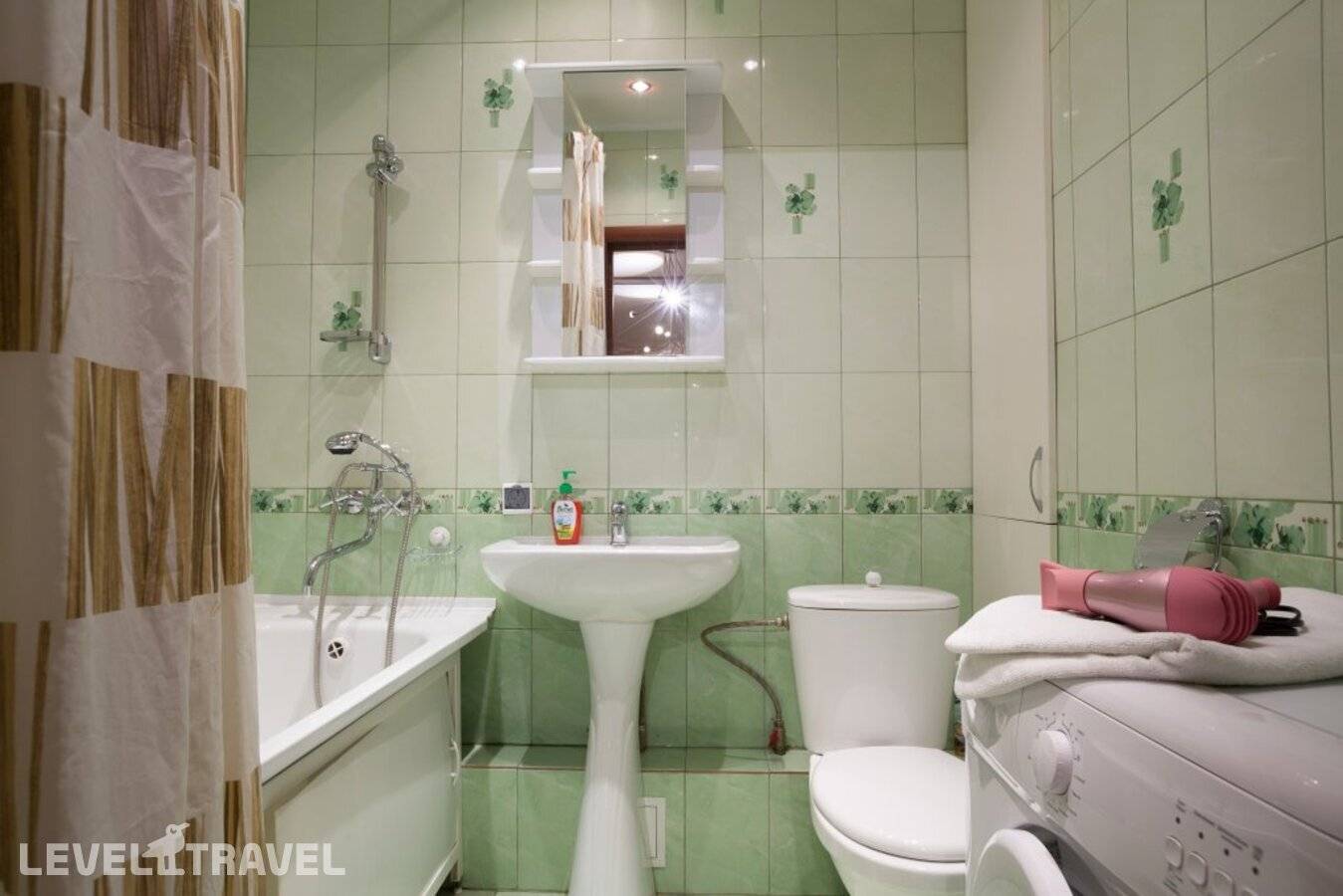 фотографии отеля Апартаменты Этажи на Бажова 68 в Россия(Екатеринбург) - фото №21