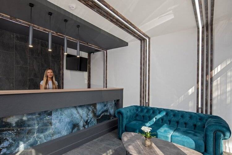 Отель M House