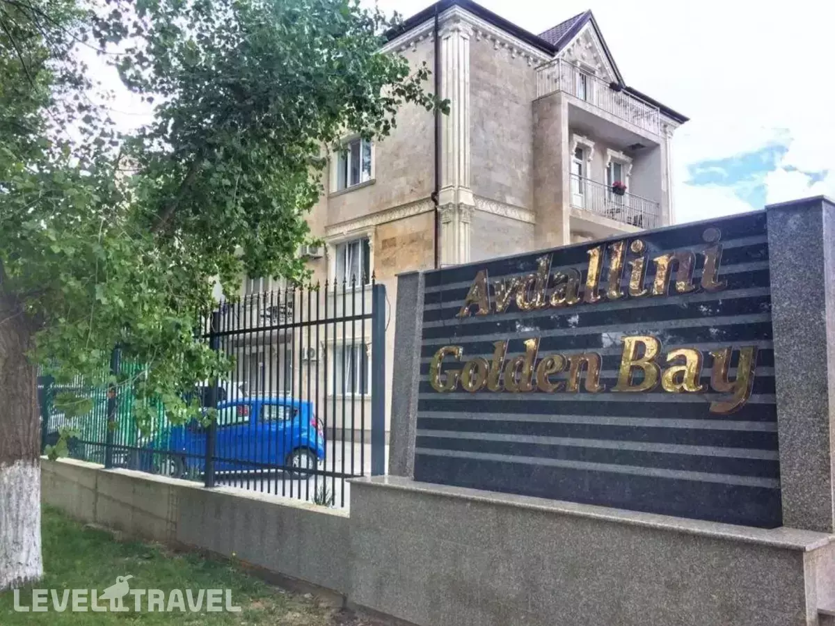 Avdallini Golden Bay Hotel