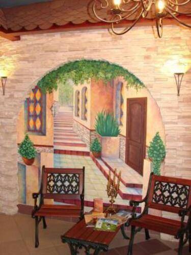 Гостиница Family Hotel (Фэмили)