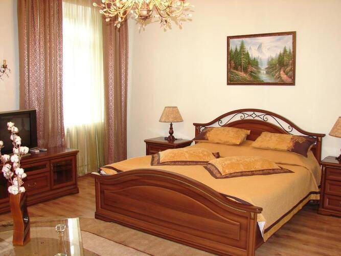 Гостиница Family Hotel (Фэмили)