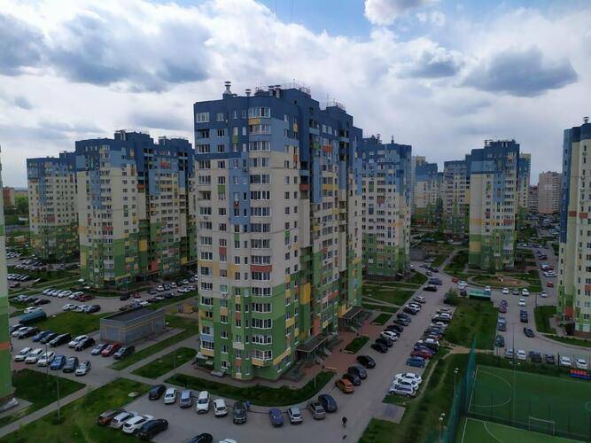 Стрелка на Волжской набережной 25