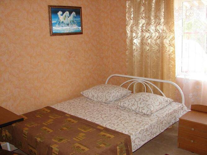 Солнечный дворик