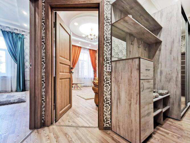 Апартико На Улице Марата