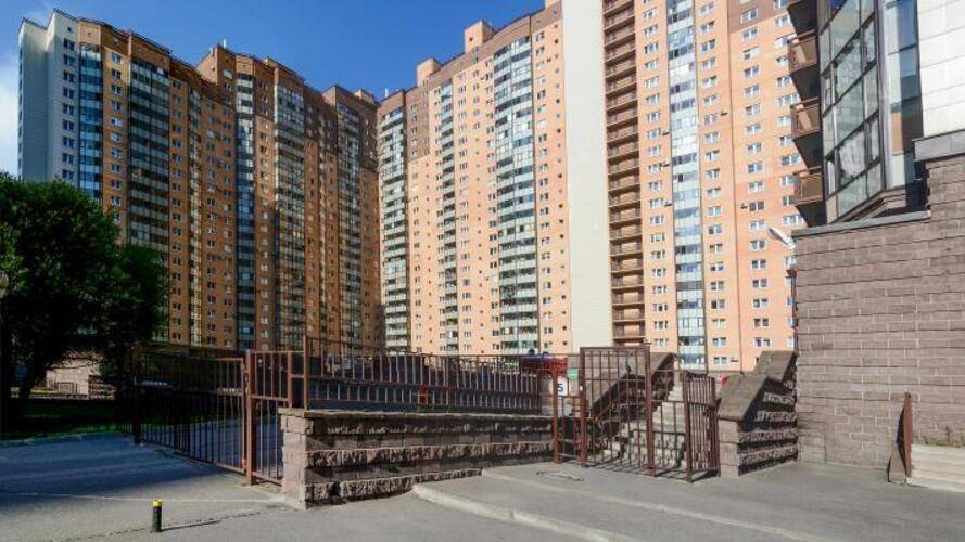 Апартаменты На Проспекте Космонавтов 61 Корп. 1