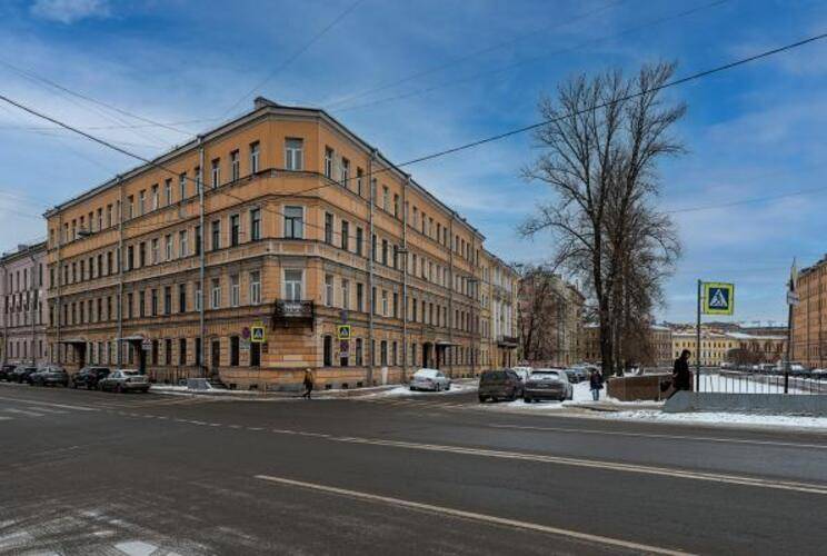 Letyourflat (Лэтюфлэт) на набережной канала Грибоедова 117