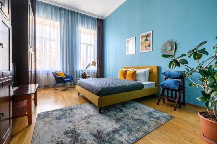 Letyourflat (Лэтюфлэт) на набережной канала Грибоедова 29