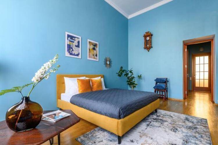 Letyourflat (Лэтюфлэт) на набережной канала Грибоедова 29