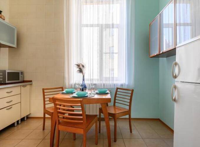 Letyourflat (Лэтюфлэт) на набережной канала Грибоедова 29