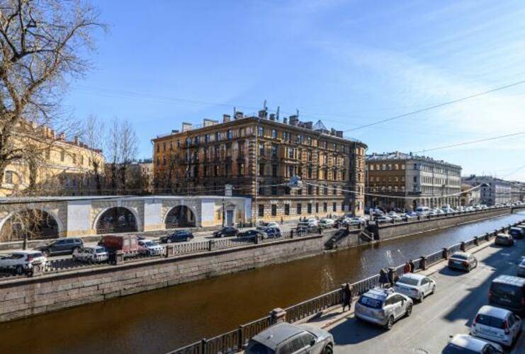 Letyourflat (Лэтюфлэт) на набережной канала Грибоедова 29