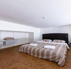 $item['hotel']['name']