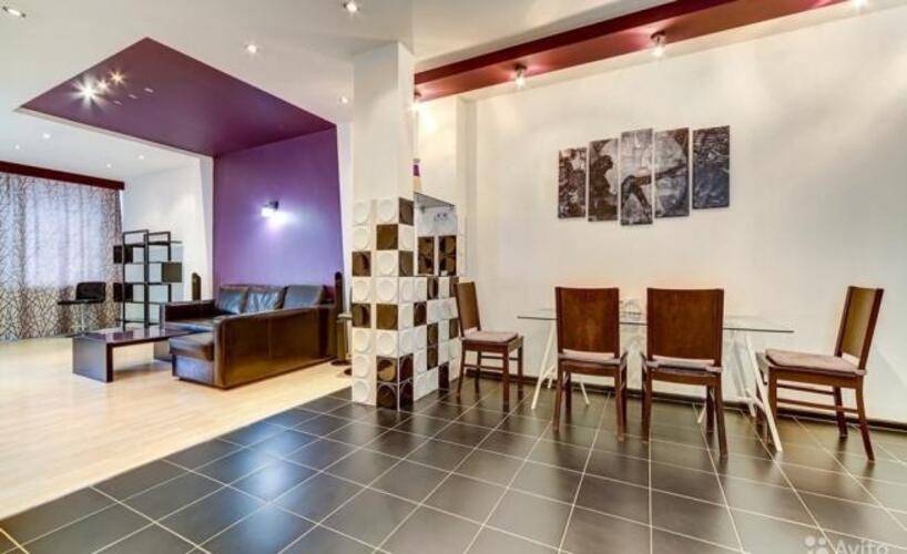 Welcome Home (Вэлком Хоум) на Невском 112