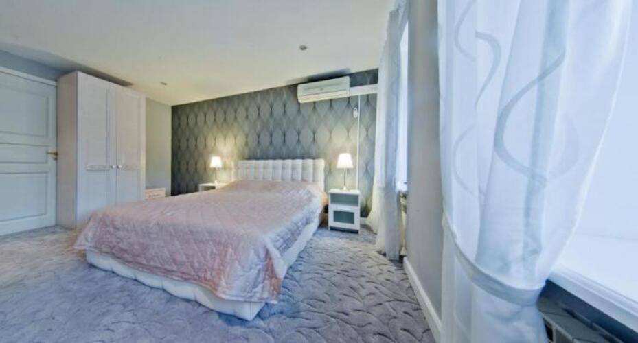 PiterStay (ПитерСтей)