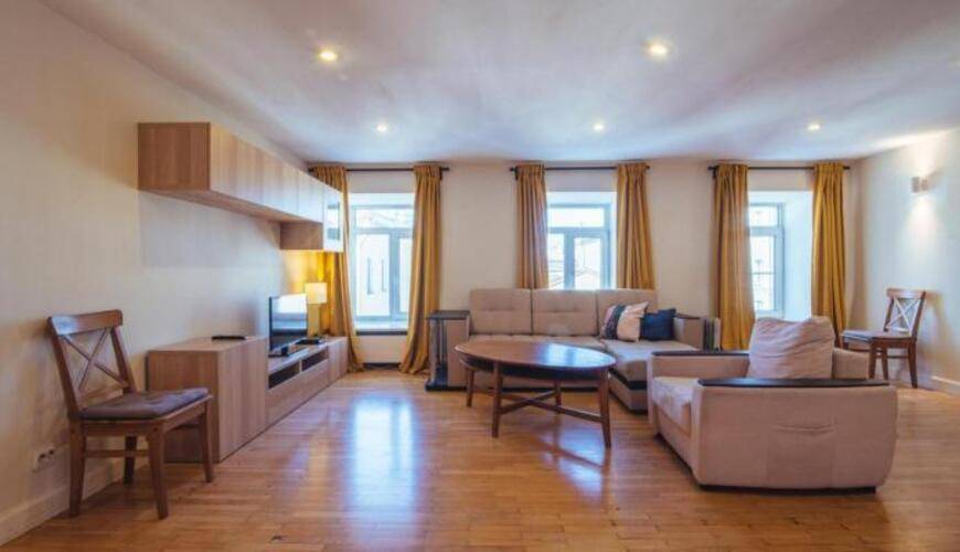 PiterStay (ПитерСтей)