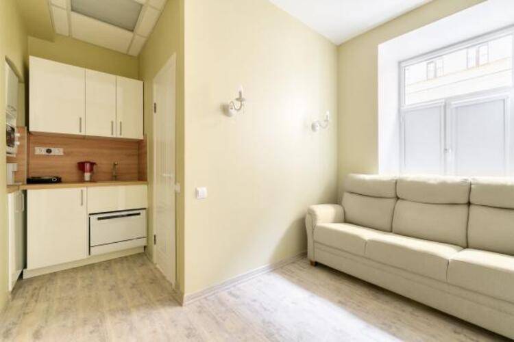 Sutki Rent (Сутки Рент) на Конюшенной