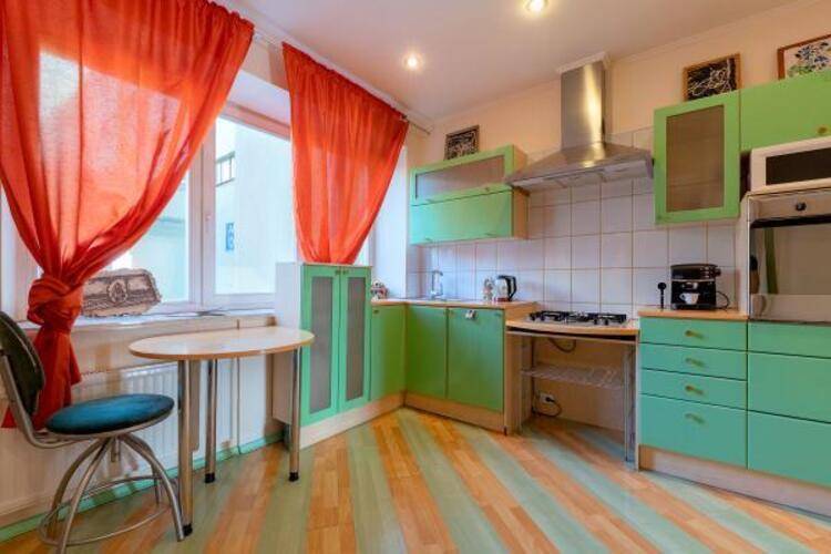 Sutki Rent (Сутки Рент) с видом на Петропавловку
