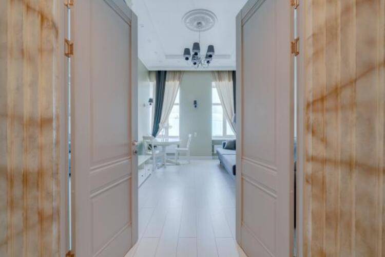 Sutki Rent (Сутки Рент) у Авроры