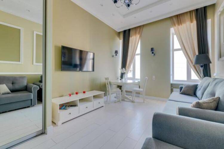 Sutki Rent (Сутки Рент) у Авроры
